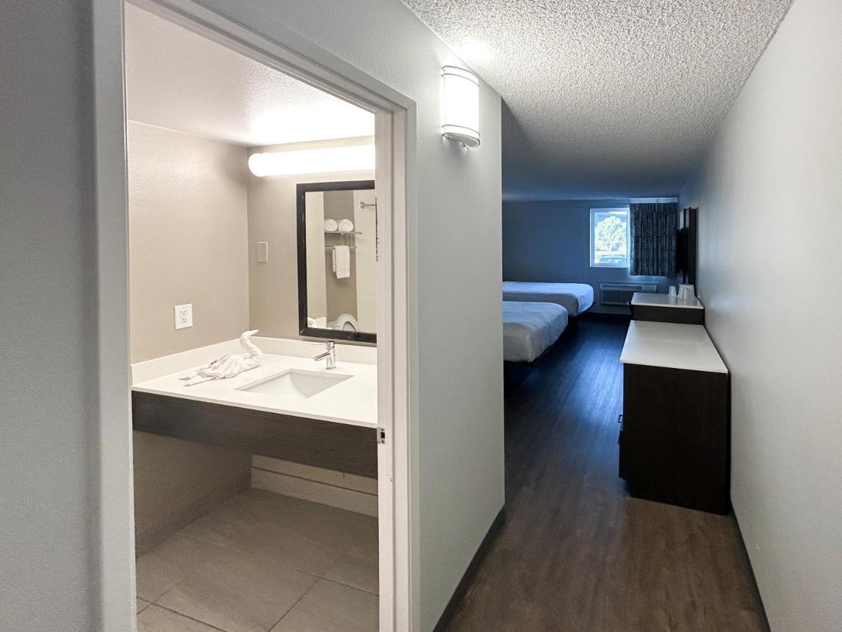 Studio 6 Suites Carson, Ca Dış mekan fotoğraf