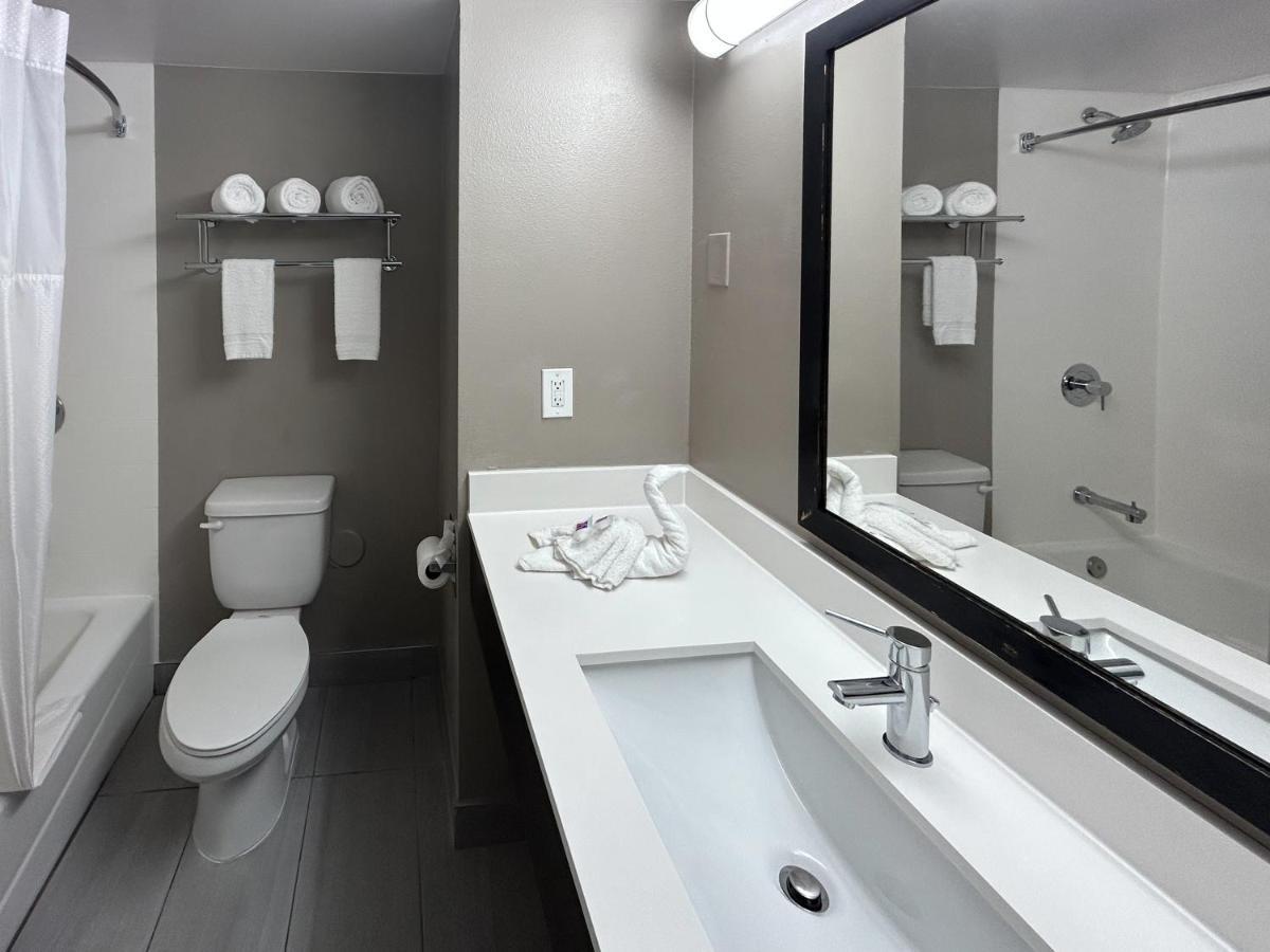 Studio 6 Suites Carson, Ca Dış mekan fotoğraf