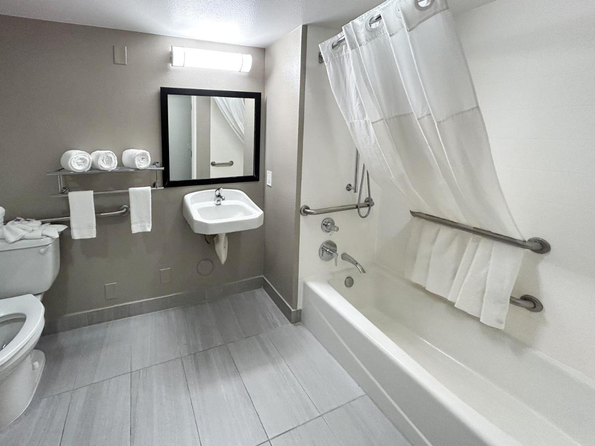 Studio 6 Suites Carson, Ca Dış mekan fotoğraf